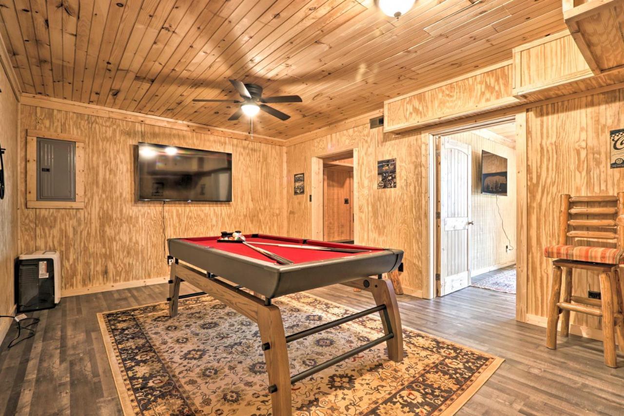 Gatlinburg Cabin With Loft And Game Room 1 Mi To Town Exterior photo