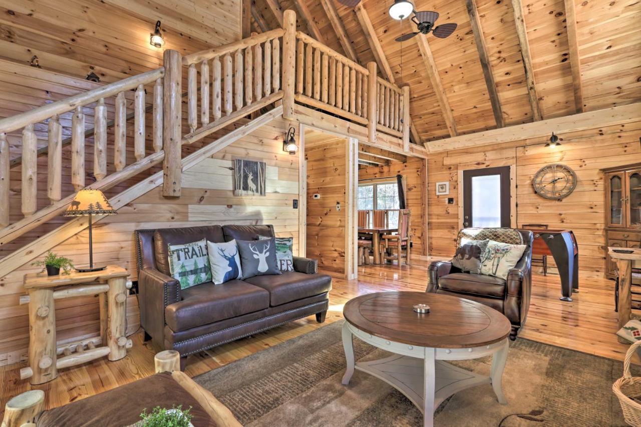 Gatlinburg Cabin With Loft And Game Room 1 Mi To Town Exterior photo