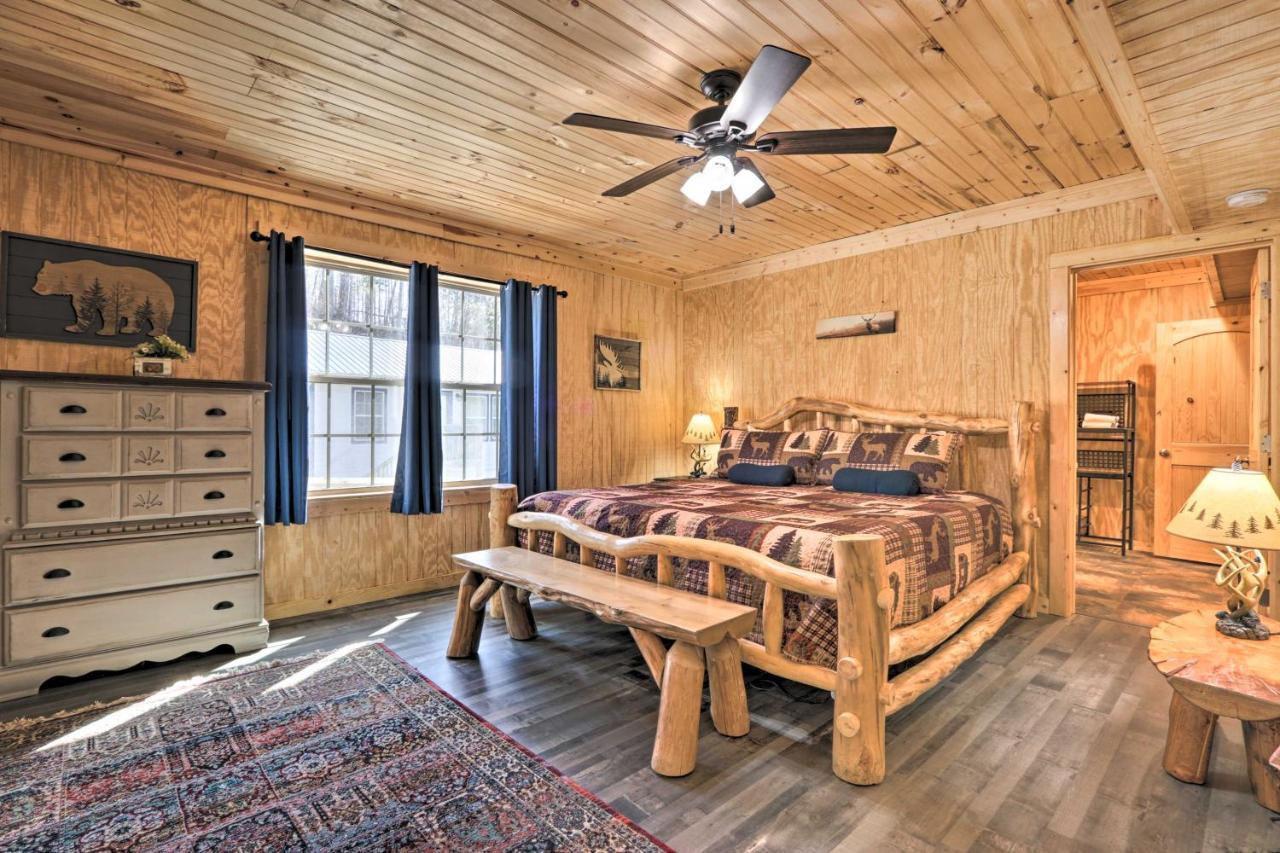 Gatlinburg Cabin With Loft And Game Room 1 Mi To Town Exterior photo